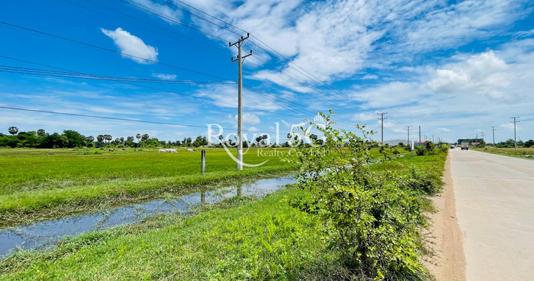 ដីសម្រាប់លក់ ​/  សំរោងទង ខេត្តកំពង់ស្ពឺ