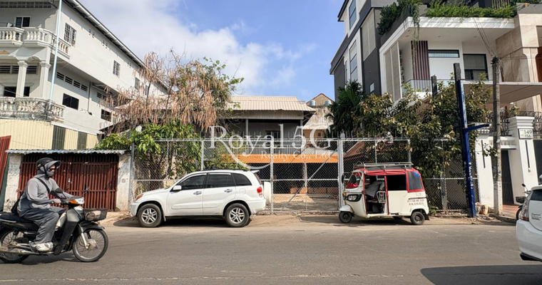 ហាងសម្រាប់ជួល - Commercial Space for rent