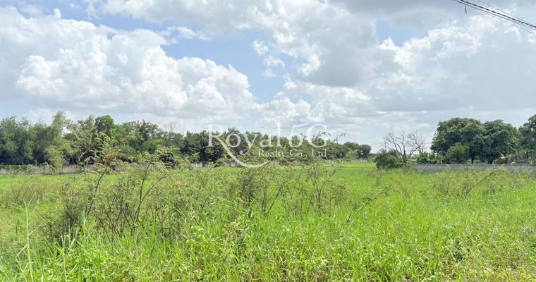 ដីលក់នៅក្រុងតាខ្មៅ