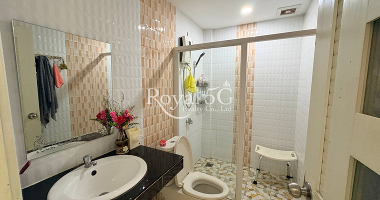 House For Sale at dangkor