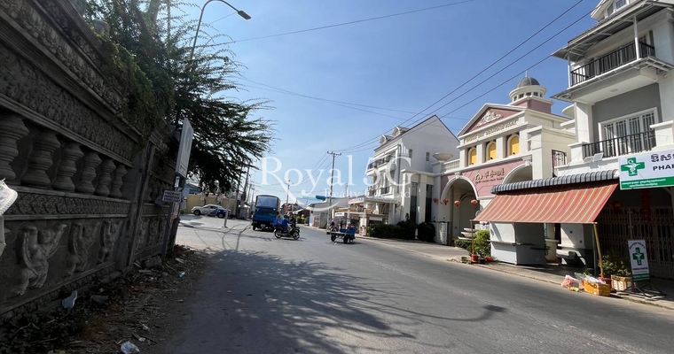 House For​ sale / rent