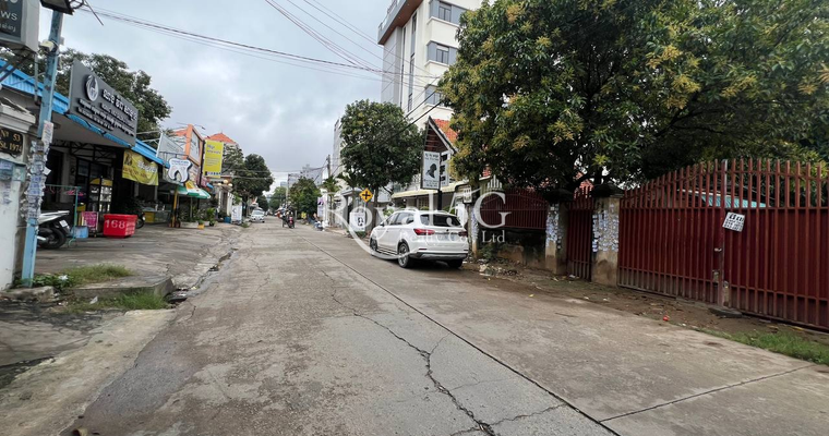 ដីសម្រាប់លក់ ភ្នំពេញថ្មី, សែនសុខ