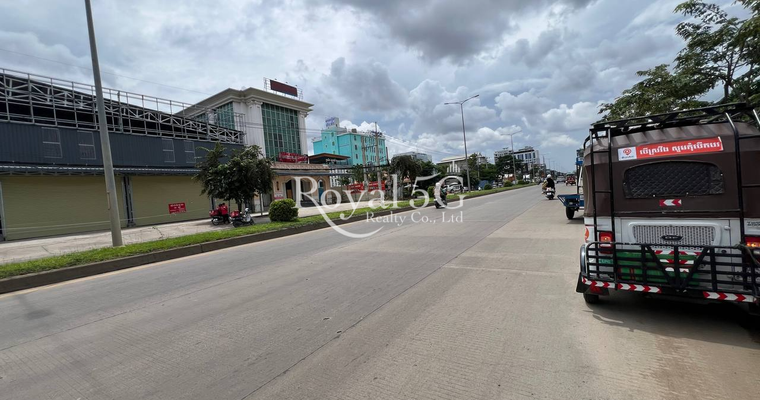 ឃ្លាំងសម្រាប់ជួលនៅសែនសុខ