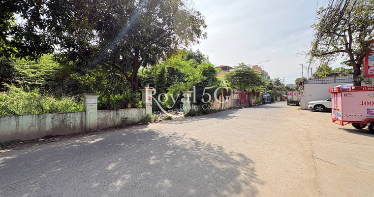 Land For Sale or Rent Sangkat Nirouth Khan Chbar Ampov