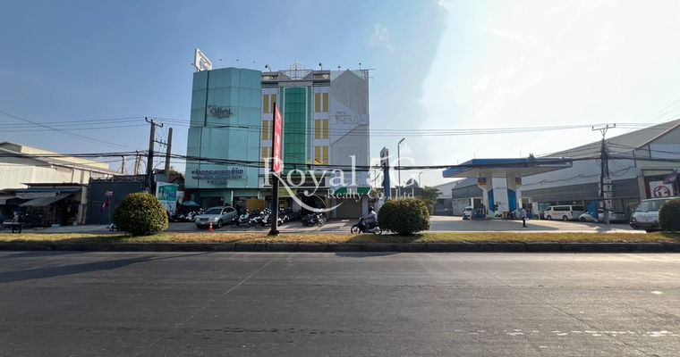 House For rent at chomka dong