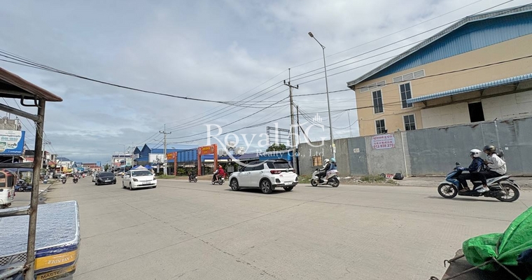 ឃ្លាំងជួលនៅខណ្ឌសែនសុខ