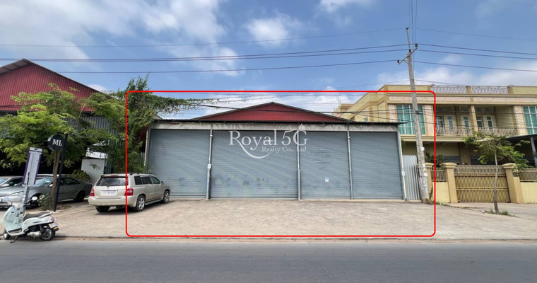 Warehouse For​ Rent at 598