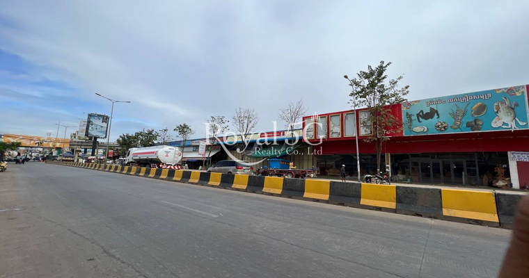 ឃ្លាំងសម្រាប់ជួល នៅឬស្សីកែវ
