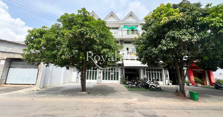 House for rent- Chroy Chongvar