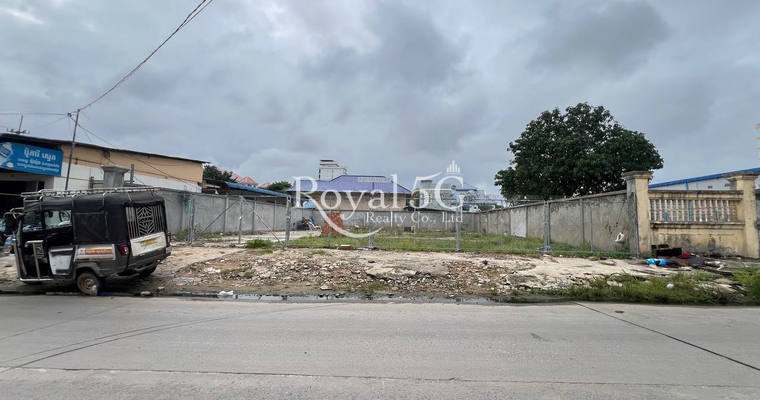 Land for rent at phnom penh thmei