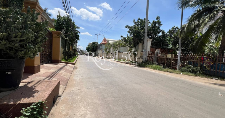 ដីសម្រាប់លក់នៅឬស្សីកែវ