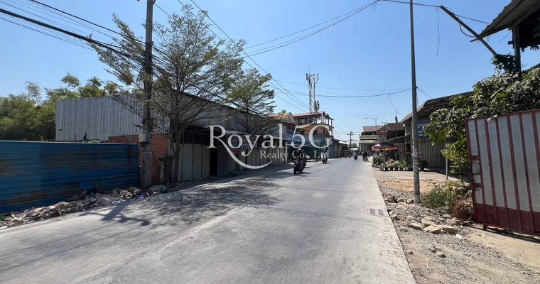 Land for rent street 77BT
