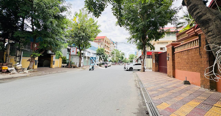 អគារជួល នៅខណ្ឌចំការមន