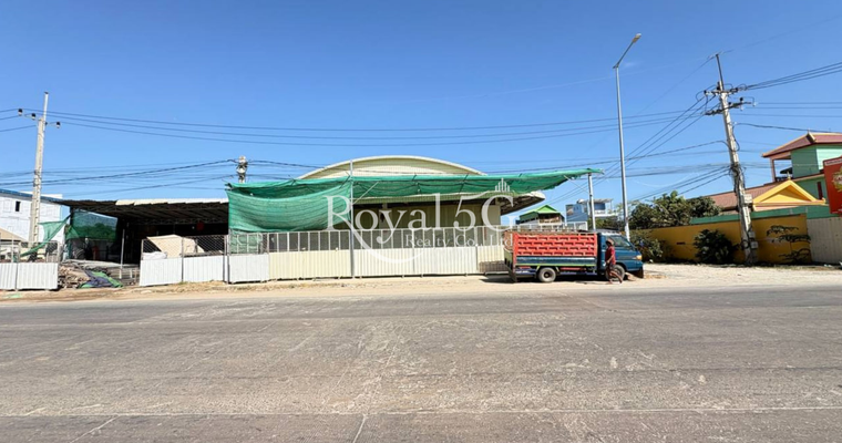 Warehouse for rent at kraing thnong