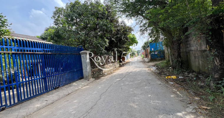 ដីសម្រាប់លក់និងជួលដង្កោ ផ្លូវរោងចក្រកែវ ជើងឯក