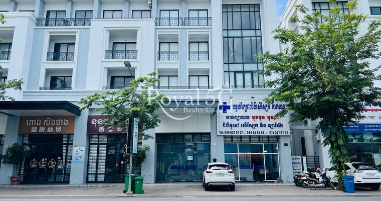 shophouse for rent - Chipmong271