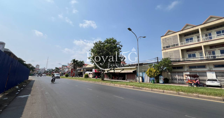 ផ្ទះសម្រាប់ជួលខណ្ឌឬស្សីកែវ ផ្លូវជាតិលេខ5 គីឡូលេខ6