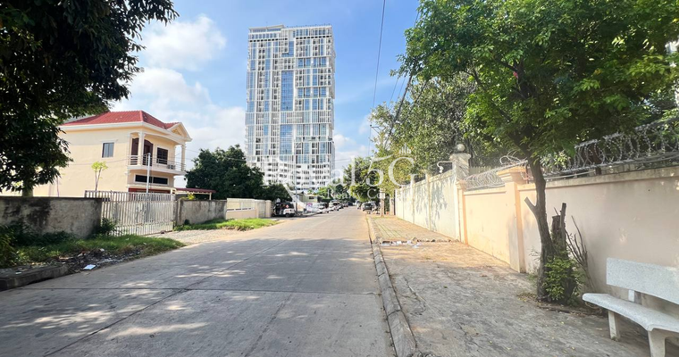 ផ្ទះសម្រាប់លក់- ជ្រោយចង្វារ