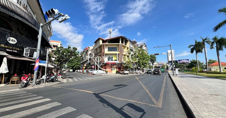 House For Sale- Daun Penh