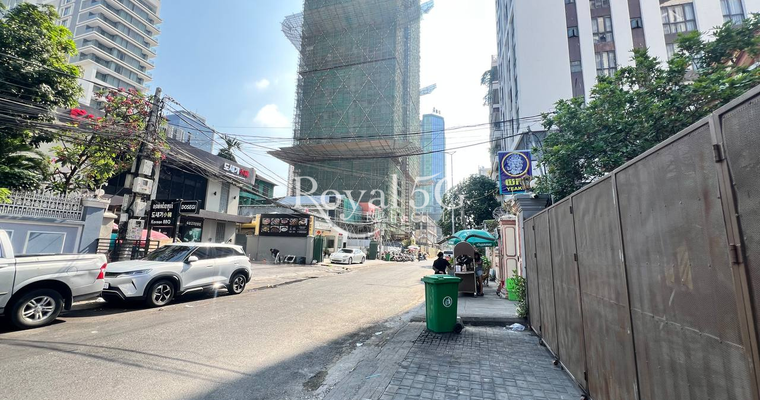 Villa For Rent - BKK1