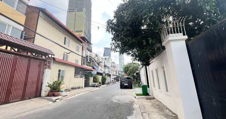 Building For Rent- Boeng Keng Keng