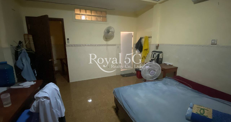 House For Sale - Near Chuk Meas Market khan Sensok