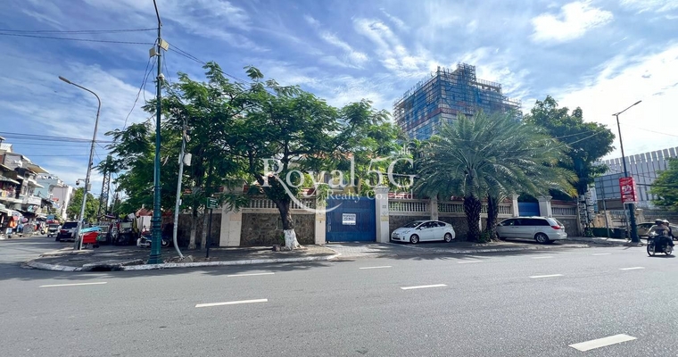 Villa For Rent- Daun Penh