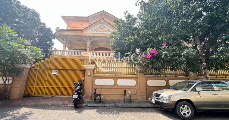 House For Rent- Boeng kengkang3