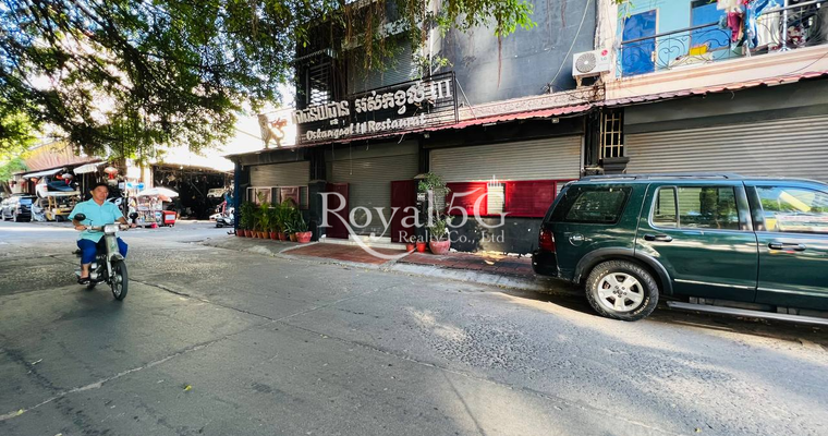 Hpuse for rent at phsar depo