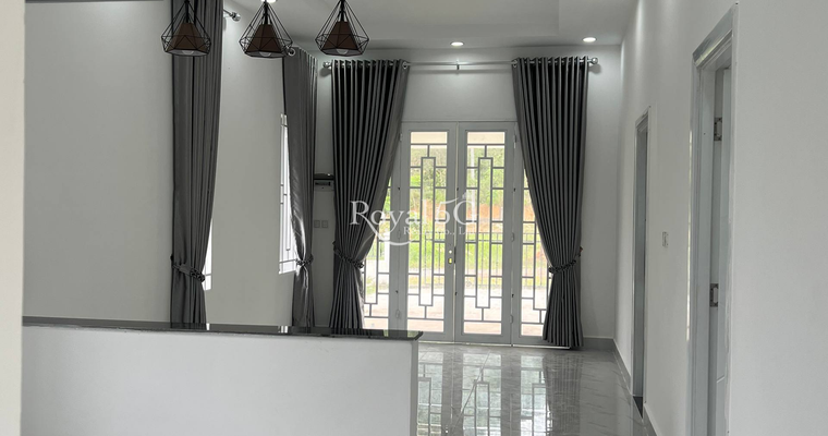 Villa For Sale Kompot Province