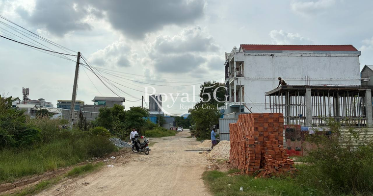 Land for Urgent sale - Sangkat Kmounh Khan Sensok