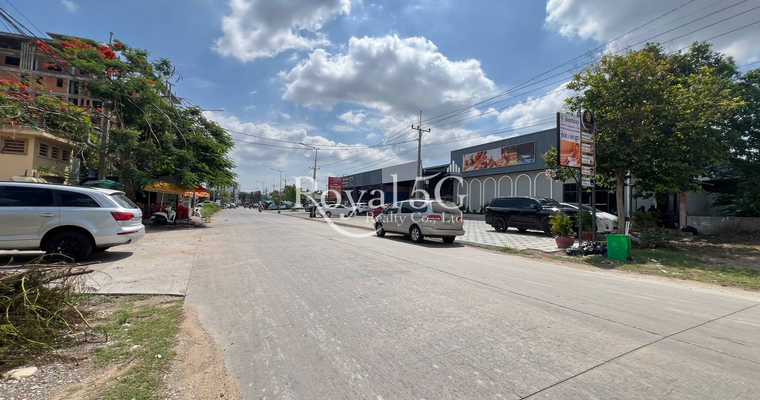 Land for rent at 1800street
