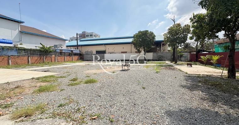 ដីសម្រាប់ជួលនៅផ្លុវ598