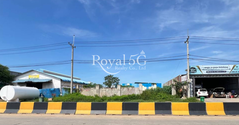 ដីសម្រាប់លក់នៅ598​