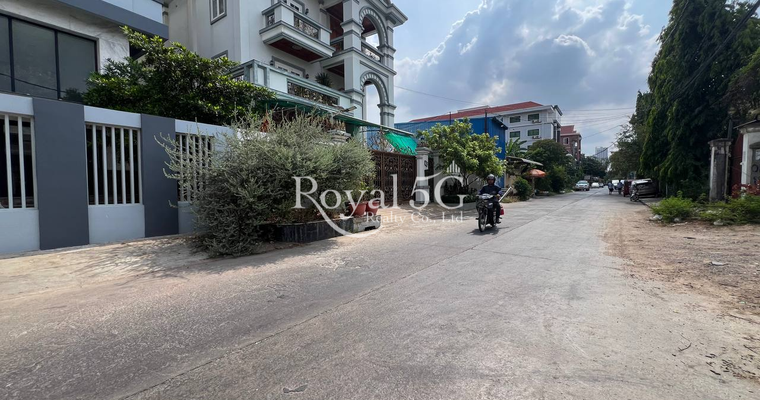 Building for rent at phnom penh thmei