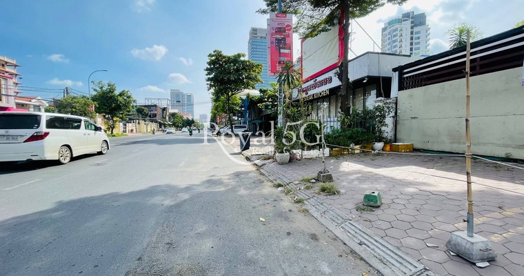 house For​ Rent  Boeungkak 2, Tuol Kouk