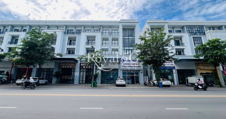 shophouse for rent - Chipmong271