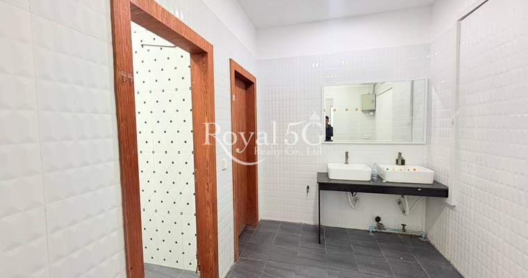 Shop For Rent - Sangkat Beongkok1 Khan Toulkork