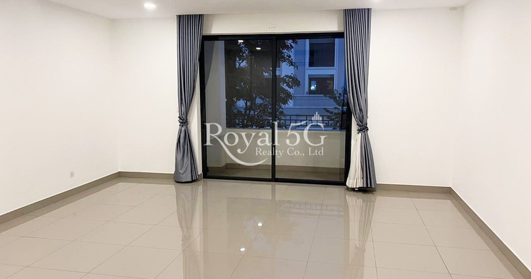 Shophouse For Rent -Chipmong271