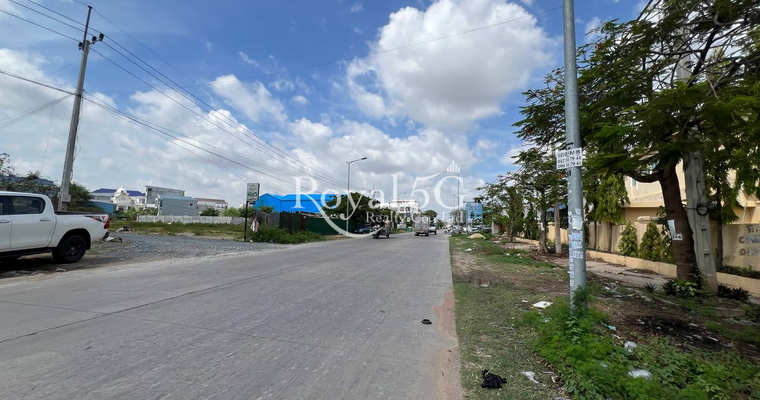Land for rent at 1800street