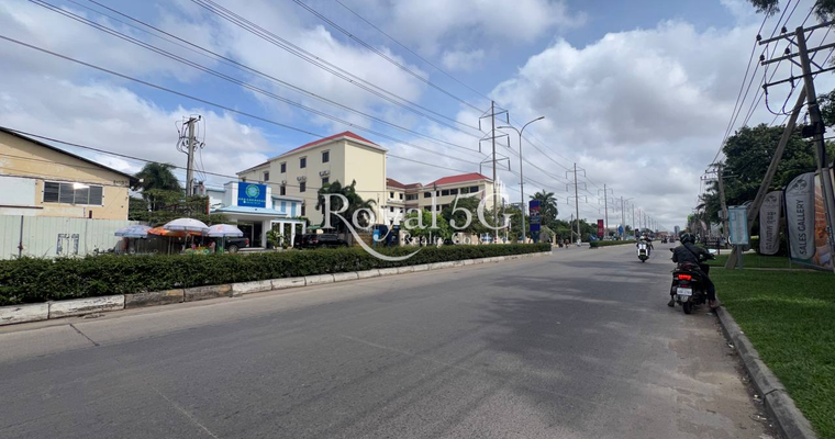 ដីសម្រាប់ជូលនិងលក់