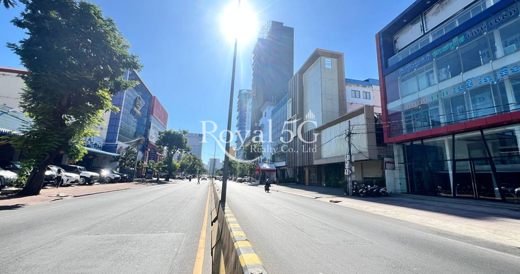 House For Rent- Mao Tse tong