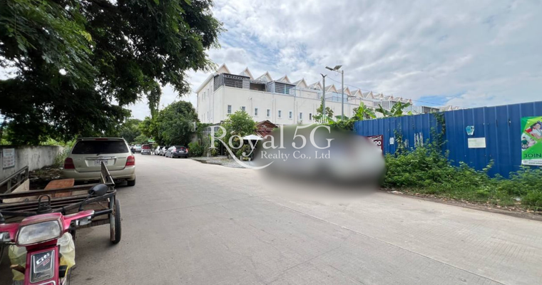Land for rent at phnompenh thmei