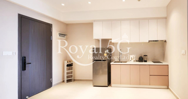 (English) 💒 Condo unit for rent 📍 Best location: 22nd floor toul kork area surrounded by supermarkets and modern facilities 🎉 Access to modern facilities: fully furnished unit, swimming pool, gym, skybar, parking 💸 Price: 450$/per month (negotiable)