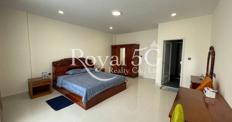 ផ្ទះវីឡាកូនកាត់LAសម្រាប់ដាក់ជួលក្នុងបុរី Borey Peng Hourt Mera Garden​​