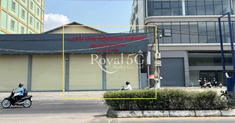 Warehousae for rent at 2004