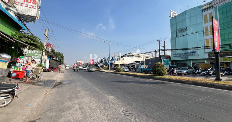 House For rent at chomka dong