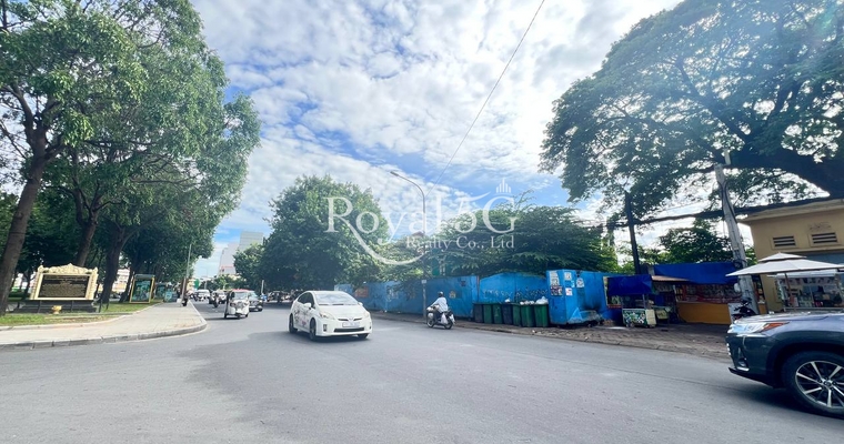 Land For Sale- Daun Penh