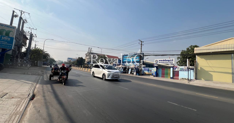 ឃ្លាំងសម្រាប់ជួលសង្កាត់ចាក់ង្រែក្រោម​  ខណ្ឌមានជ័យ ភ្នំពេញ