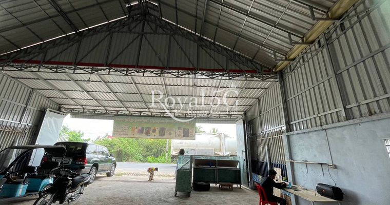Land and Warehouse For Sale or Rent Kien Svay District